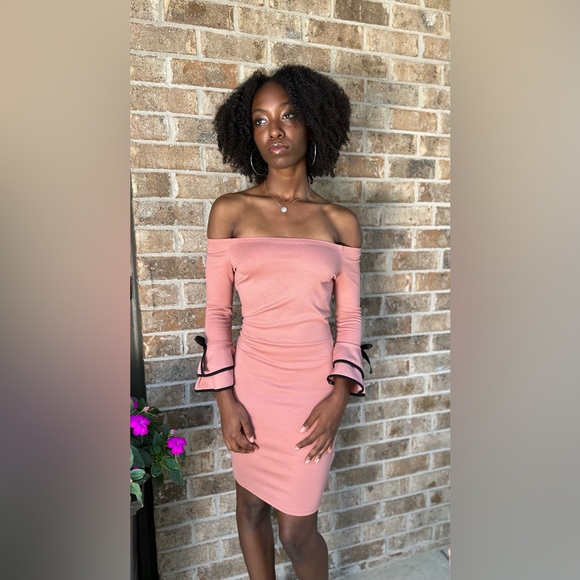 Off- Shoulder Mini Dress with satin bows - Picture 6 of 6